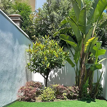 Апартаменты Casa Falcoeiras - Al Com Patio E Jardim Privados *