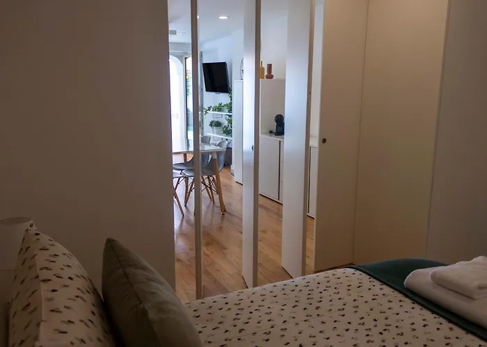 Casa Falcoeiras - Al Com Patio E Jardim Privados *