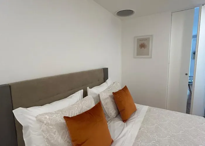 Daire Casa Falcoeiras - Al Com Patio E Jardim Privados Aveiro